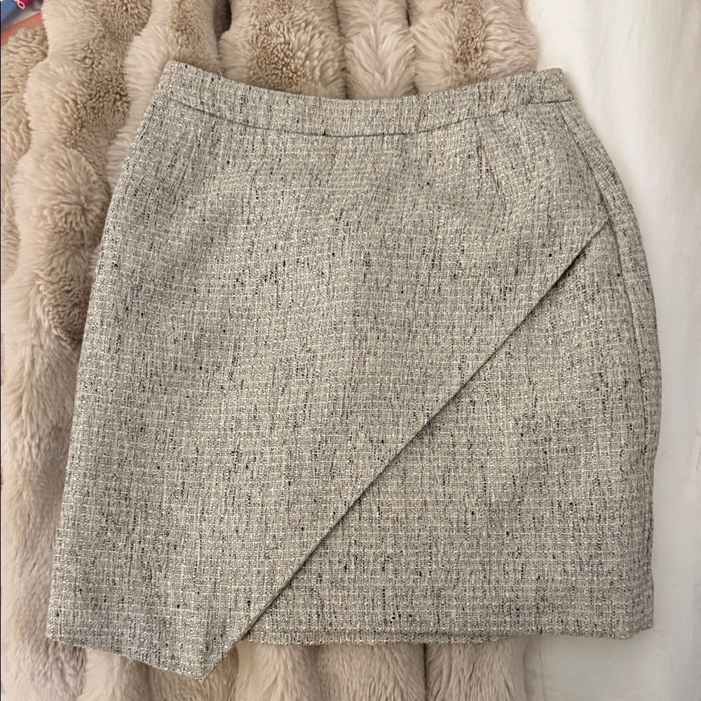 H&M Textured Cream Pencil Skirt